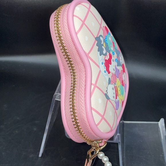 Hello Kitty & Friends Heart shaped Keychain Coin pouch - Picture 3 of 5